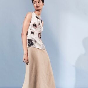 Stunning Comrags Linen Top